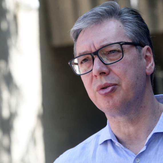 Aleksandar Vučić – tihi kapetan srpskog broda u vrtlogu geopolitičkih oluja