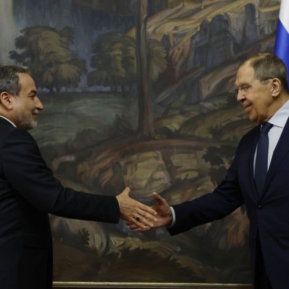 Iran gori, a Putin ćuti: Zašto Moskva ne pomaže Teheranu?