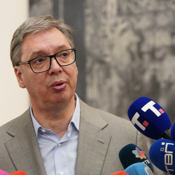 Vučić: Priča da je dete pretučeno je notorna laž; Za Cicvarića je Srbija genocidna, a Kosovo nezavisno