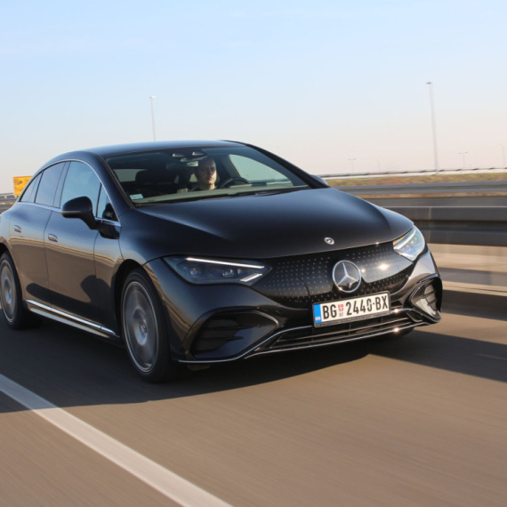 Test električnog automobila: Mercedes EQE – ništa bez tradicije