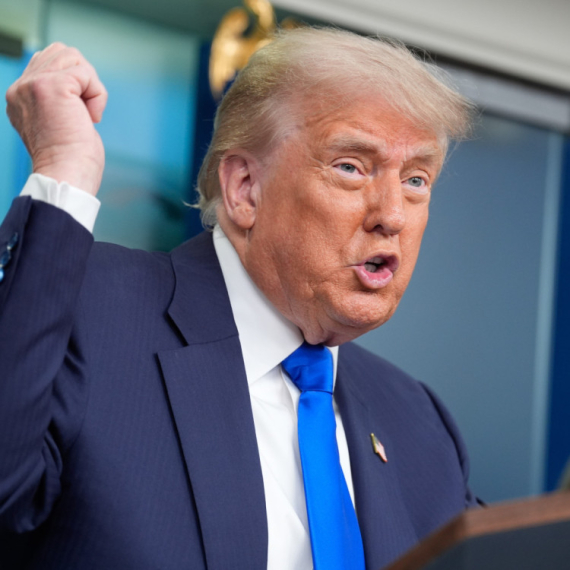 Trump: Whoever joins the BRICS policy, an additional tariff of 10 percent