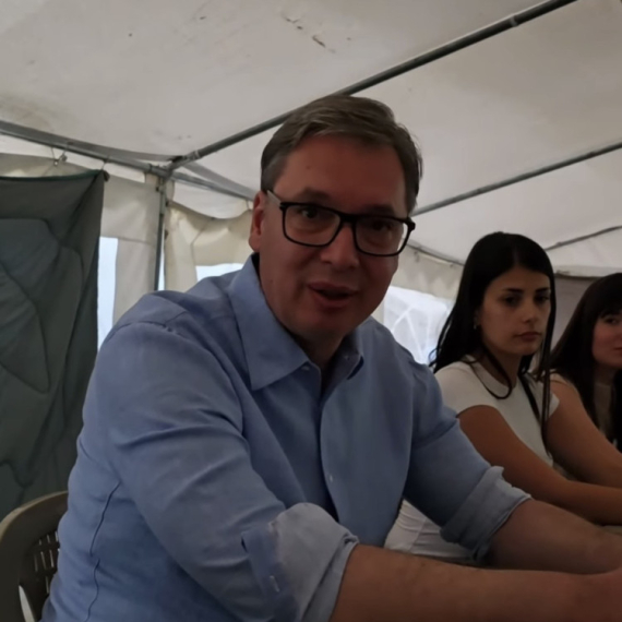 Vučić u Pionirskom parku: "Studenti su pobedili, blokaderi izgubili. Ponosan na ove mlade ljude" VIDEO