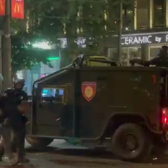 Hapšenje blokadera, policija u akciji: Objavljeni snimci VIDEO