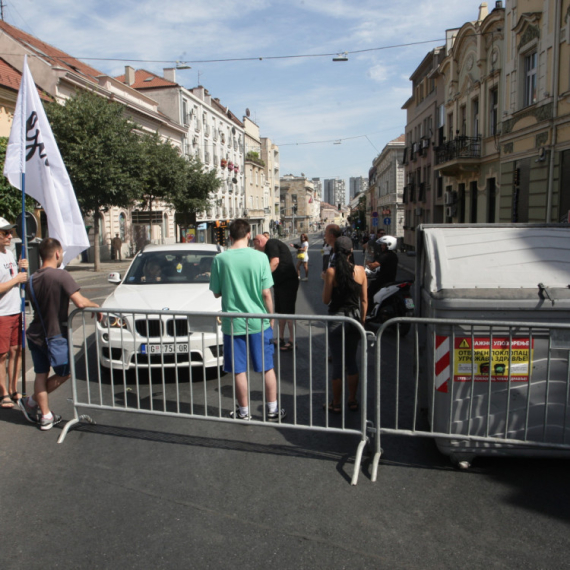Mediji: Kontejner demokratija kao politička alternativa
