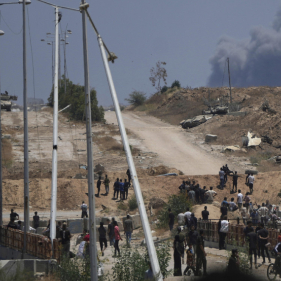 Novi napadi na Gazu: Ubijena 82 Palestinca