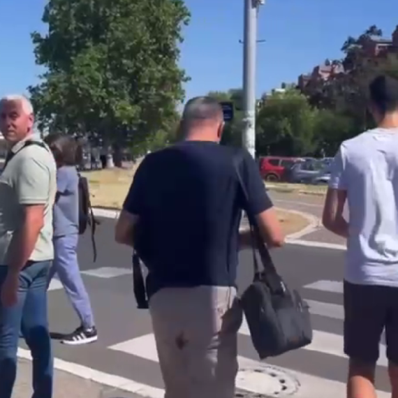 Građani pružaju otpor blokaderima na svakom koraku: Sami objavili snimak koji sve dokazuje VIDEO