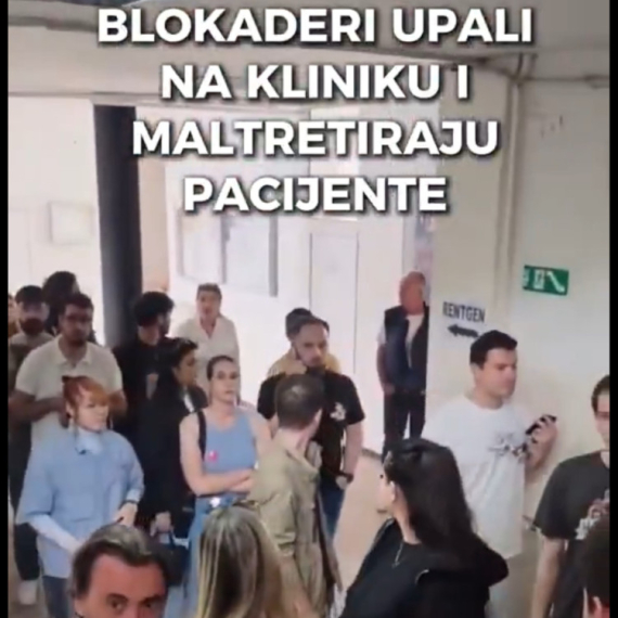 Blokaderi upali na kliniku i maltretiraju pacijente VIDEO