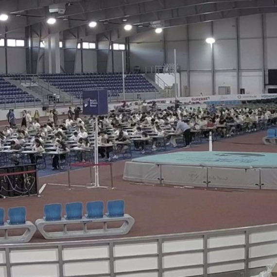 U poslednja tri dana više 2.500 studenata FON polagalo kolokvijume FOTO