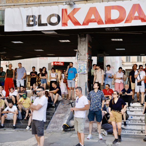 Profesorsko licemerje! Jedan od najglasnijih podržavaoca blokada sedeo u sali i ocenjivao studente