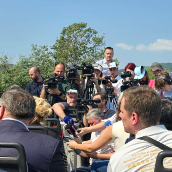 Besomučne laži Nove.rs: Vučić danas otvara deonicu  Sve organizovano u tajnosti i bez prisustva medija FOTO