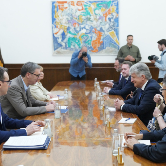 Vučić sa Miroslavom Jenčom: "Srbija ostaje pouzdan partner UN" FOTO