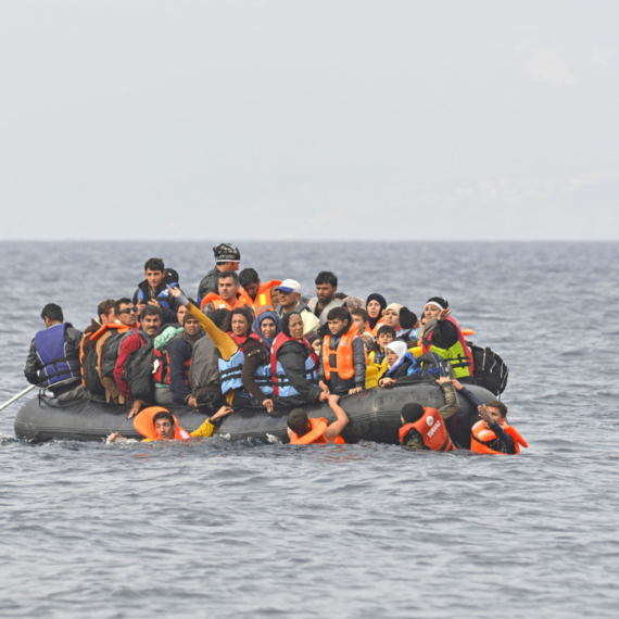 Grčka sprovodi hitne mere – migranti samo pristižu