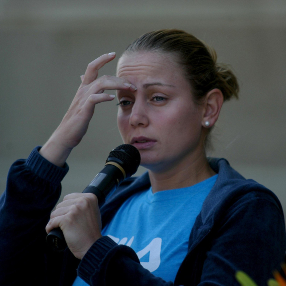 Šta je fibroid? Problem zbog kog Jelena Dokić ide na operaciju