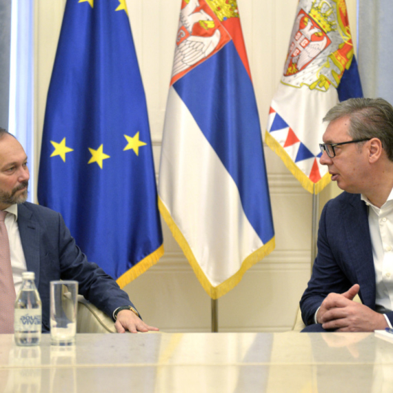 Oglasio se Vučić nakon susreta sa Žiofreom: Srdačan sastanak, posebno sam mu zahvalan na ličnom zalaganju FOTO