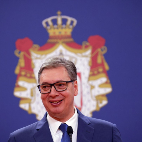 Osvećen Hram Svetog Save u Dapsićima: Mitropolit Metodije odlikovao predsednika Srbije Aleksandra Vučića