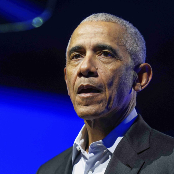 Obama: Izađite i uradite nešto