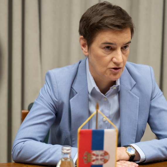 Brnabić: Blokadersko-zgubidanska koalicija priznala da Vučića ne može da pobedi