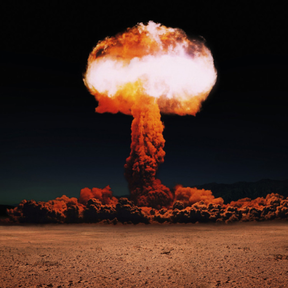 They will throw a nuclear bomb after 8 days of war?; Hell awaits us?