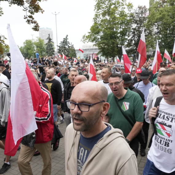 Antimigrantske demonstracije održane širom Poljske