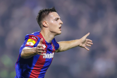 Slika za Poznato za koliko Kostić odlazi – milioni u startu, bonusi na vidiku, a tu su i procenti