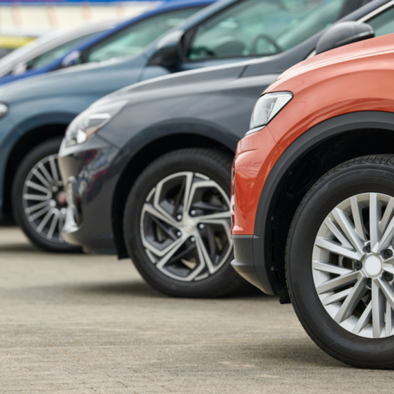 Nemački kancelar besan: "Uništavate auto-industriju!"
