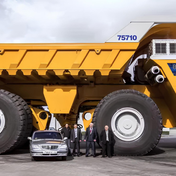 Belaz 75710 – najveći kamion na svetu nosi 450 tona i troši 1.300 litara dizela na 100 km