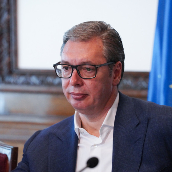 Vučić o hapšenju Vesića i Momirovića: Kako sa jednog papira uhapsite troje potpisnika, a četvrtog ne?!