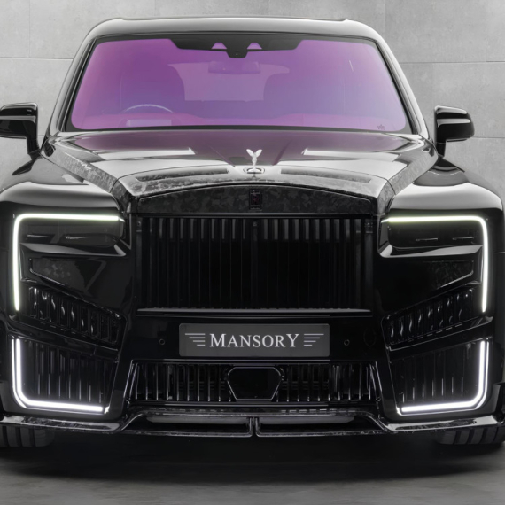 Mansory preradio Rolls-Royce Cullinan: Karbonska kič bomba od 720 "konja" FOTO