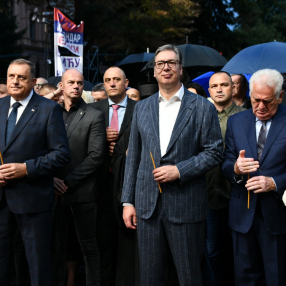 Vučić: Dok sam predsednik Srbije, živeće i Republika Srpska i ništa joj nećete moći