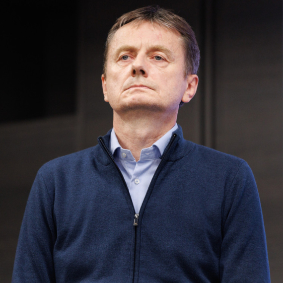 Darko Glišić u teškom stanju, lekari mu se bore za život; Vučić stigao u bolnicu