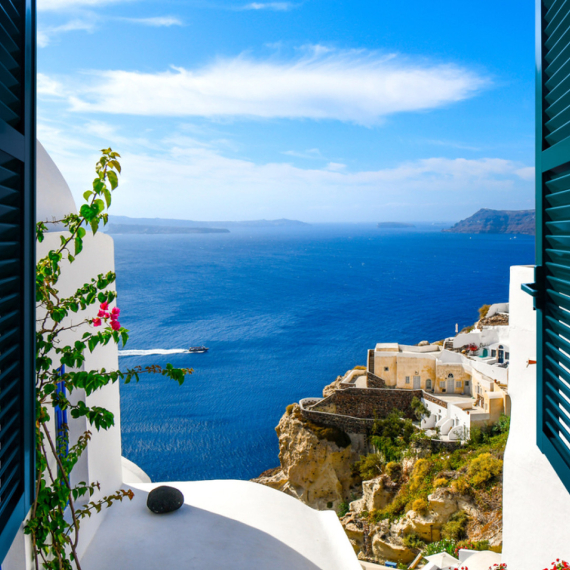How Much Do Holiday Homes Cost in Greece, and How Can You Buy One?