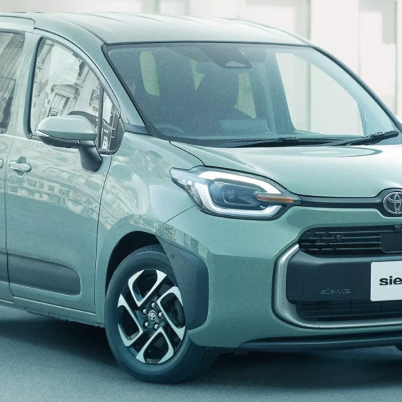 Ova Toyota se za minut pretvara u dnevnu sobu, kancelariju ili spavaću sobu! FOTO/VIDEO
