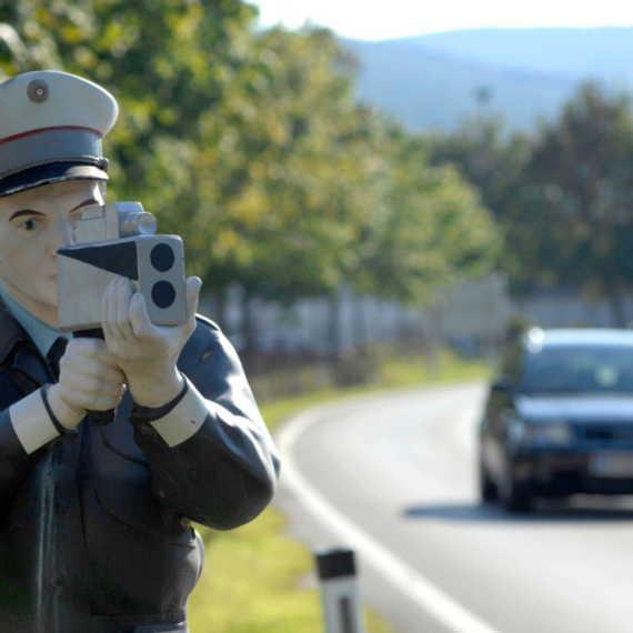U ovoj zemlji je legalno postaviti lažni radar ispred svoje kuće – evo pod kojim uslovima