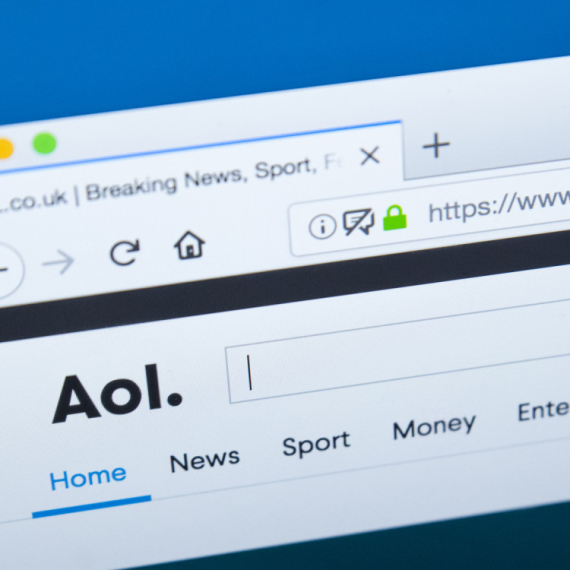 AOL dial-up internet i dalje postoji, ali ne još dugo