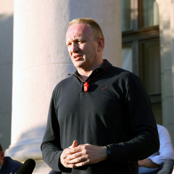 Đilasova "filmska priča"; "Neslaganja blokadera i opozicije – otvoreni rat sujeta i interesa" VIDEO