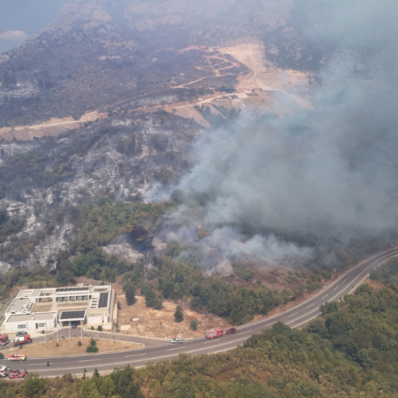 Srbija šalje ruske "Kamove" za gašenje požara Crnoj Gori FOTO