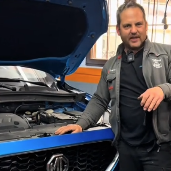 Mehaničar rastavio kineski automobil: Šokirao se kad je video šta je unutra VIDEO