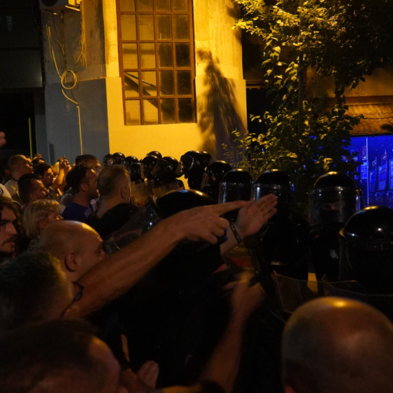 Vučić iz Taškenta o 1. novembru: Mogu da izazovu jednokratno nasilje; Svi će biti uhapšeni