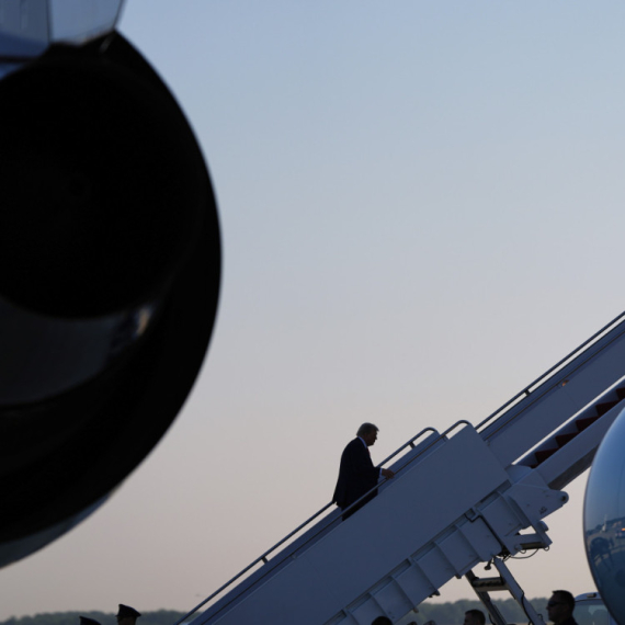 Putinov avion ušao u američku teritoriju; Dva sata do istorijskog susreta FOTO/VIDEO