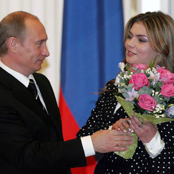 Ovo je žena koja je navodno Putinu rodila četvoro dece: "Nevidljiva princeza" je slaba na političare