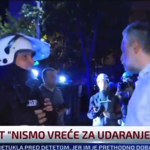 Dok Repac mirno i kulturno objašnjava, blokaderi spremni za nasilje i uništavanje VIDEO
