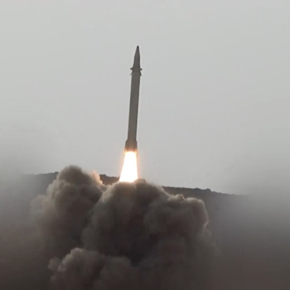 "Dark Eagle" arrives in the Middle East; A key U.S. decision is awaited — will it use the powerful weapon?