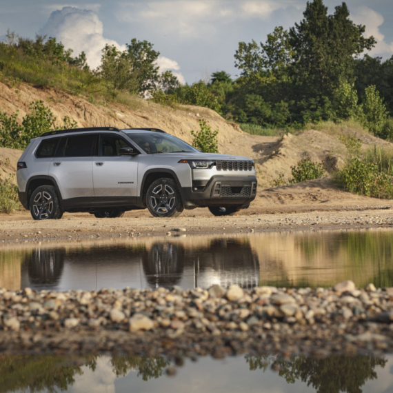 Hibridni Čirokanac: Jeep Cherokee se vratio! FOTO