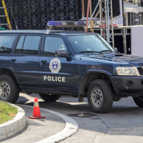 Members of the so-called Kosovo Police and the so-called Kosovo Post broke into the post office in Gracanica