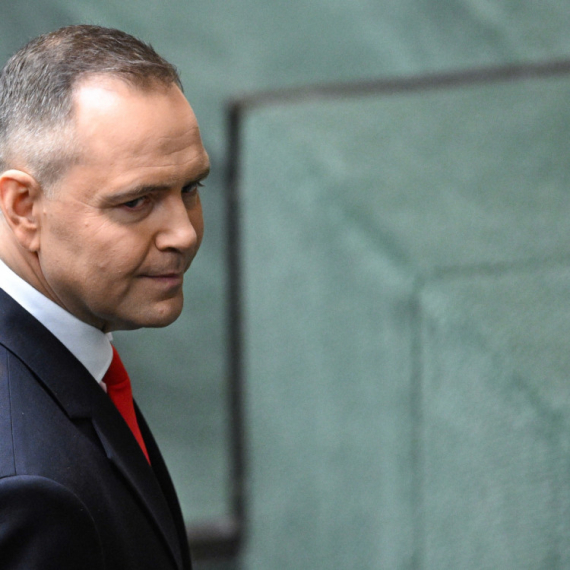 Kriza oko sudstva: Navrocki protiv Tuskove reforme