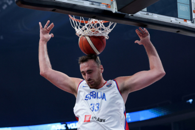 Slika za Nepoznata priča o čuvenom slavlju košarkaša posle bronze na OI: "Nismo hteli po medalje!"