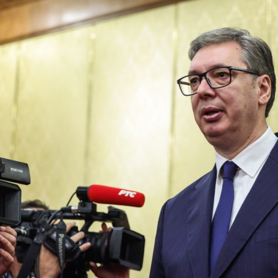 Vučić iz Pekinga: Kineska vojska strahovito napredovala; Rame uz rame sa Amerikom u borbi za prvo mesto