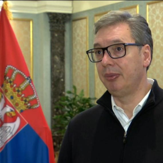 Vučić iz Kine: Moliću sutra predsednika Sija za dobre stvari za Srbiju