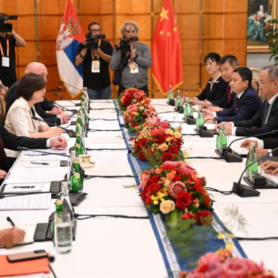 New investments are coming to Serbia: Vučić in Beijing with representatives of big Chinese companies PHOTO
