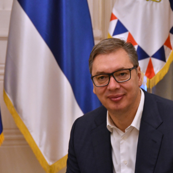 Vučić se sutra obraća javnosi: Tačno u 21.15